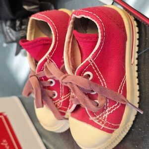 Dyna Kids Vintage Baby Sneakers Size 3